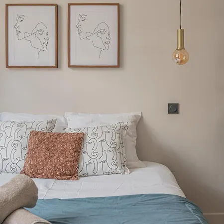Apartmanhotel Felix - Climatisation, Arrivee Autonome, Centre De Sur Isere 3*